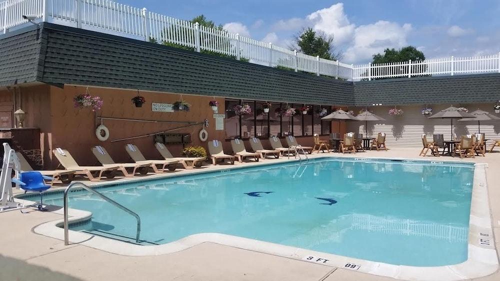 Comfort Inn & Suites Glen Mills - West Chester Buitenkant foto