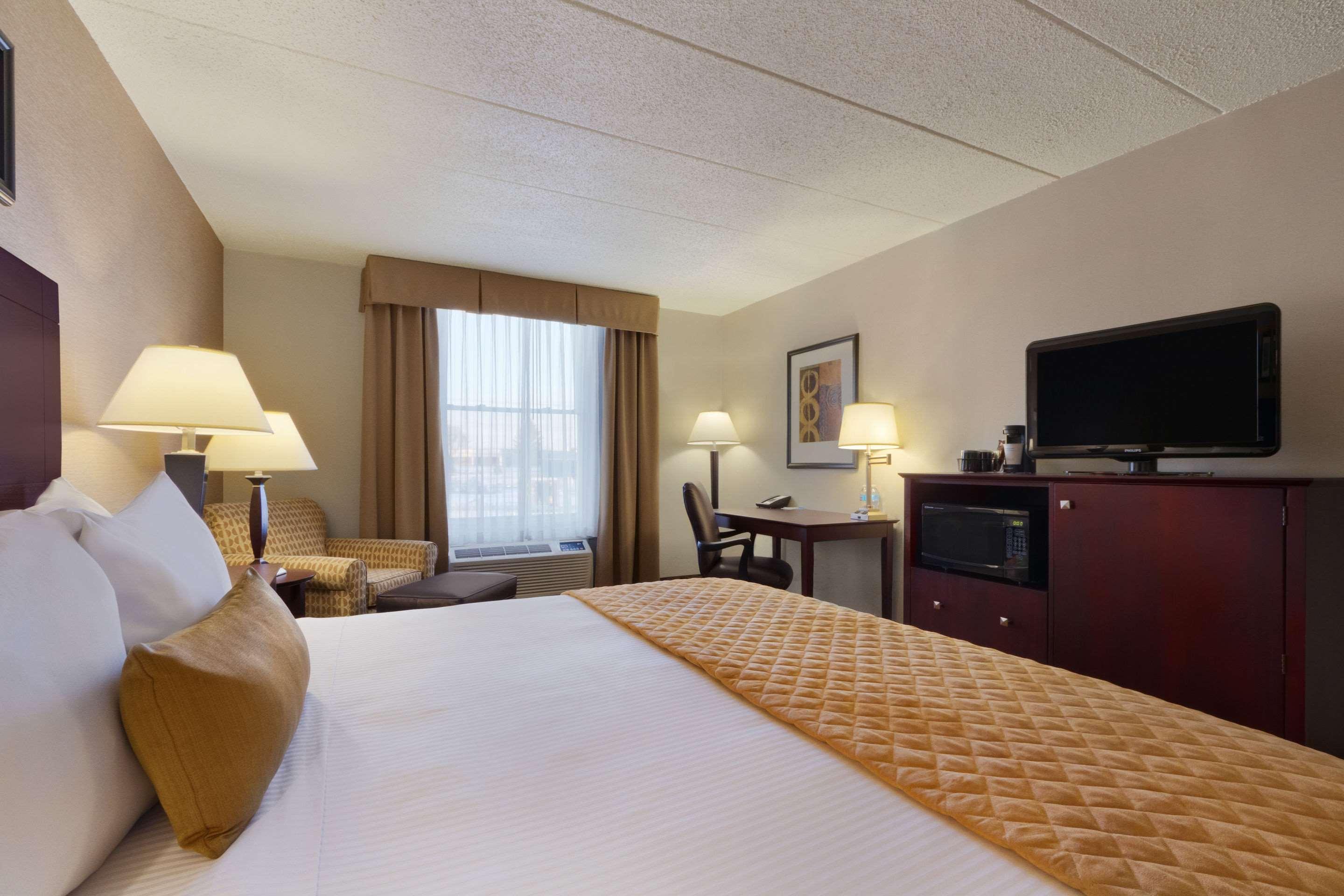 Comfort Inn & Suites Glen Mills - West Chester Buitenkant foto