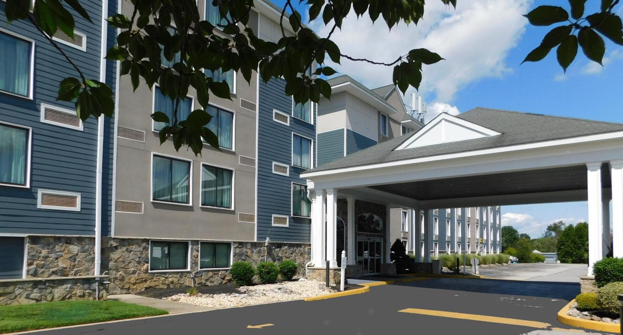 Comfort Inn & Suites Glen Mills - West Chester Buitenkant foto
