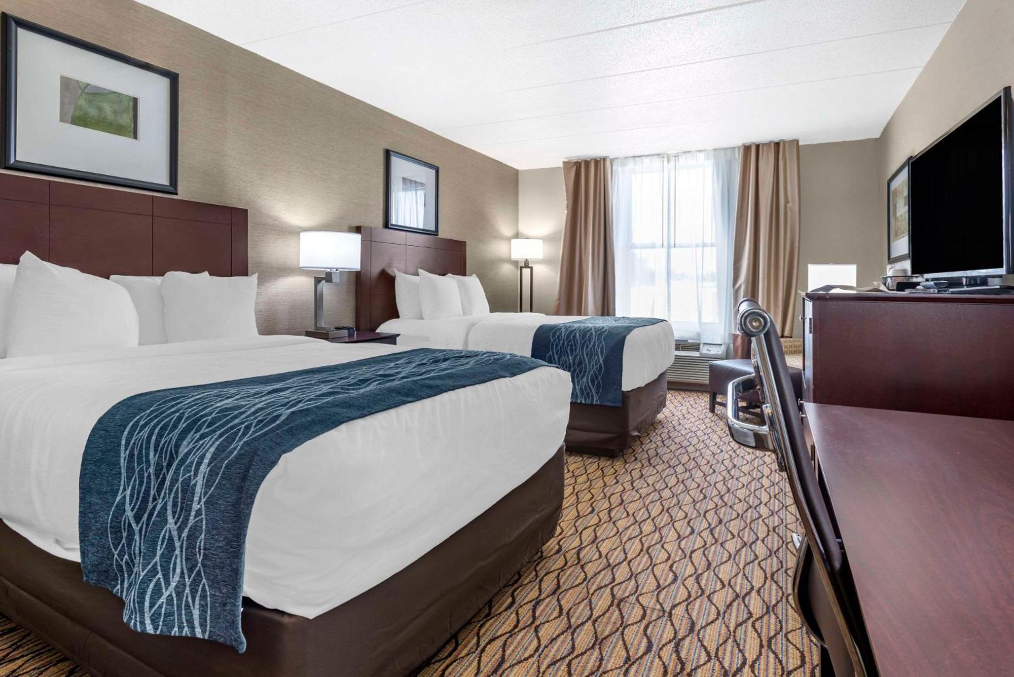 Comfort Inn & Suites Glen Mills - West Chester Buitenkant foto
