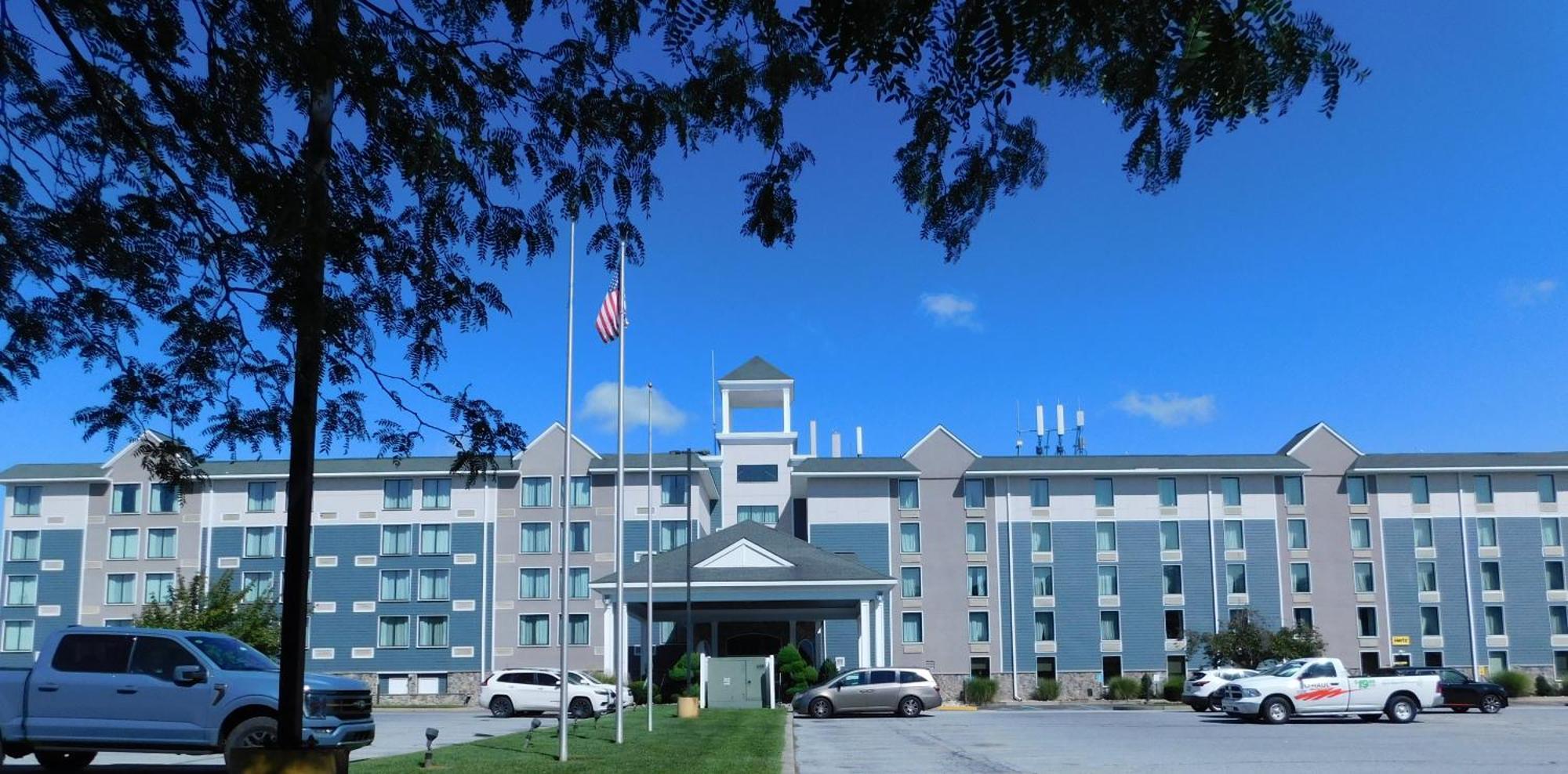 Comfort Inn & Suites Glen Mills - West Chester Buitenkant foto